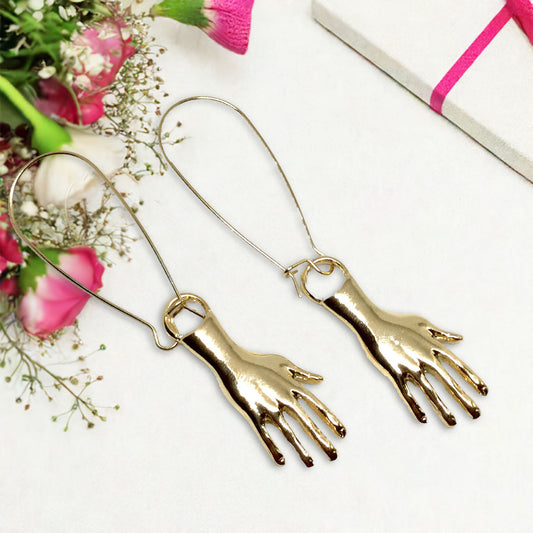 Frida Kahlo Hand Earrings. Gold shiny metal tone. Mexican earrings. Mexican jewelry for women and girls.