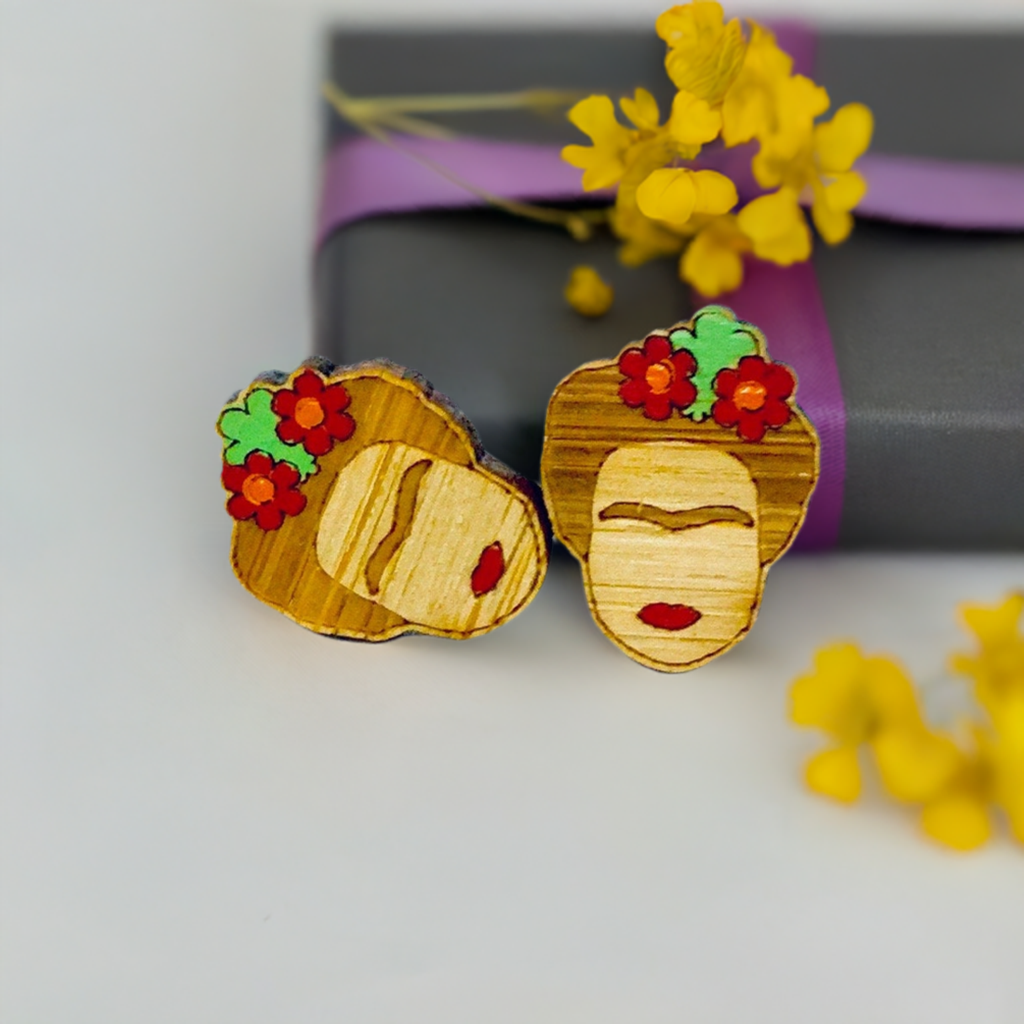 Frida Kahlo mini bamboo stud earrings for girls by fridamaniacs, fridalovers, fridamania, Mexican earrings, Mexican jewelry. Hand painted wooden earrings.