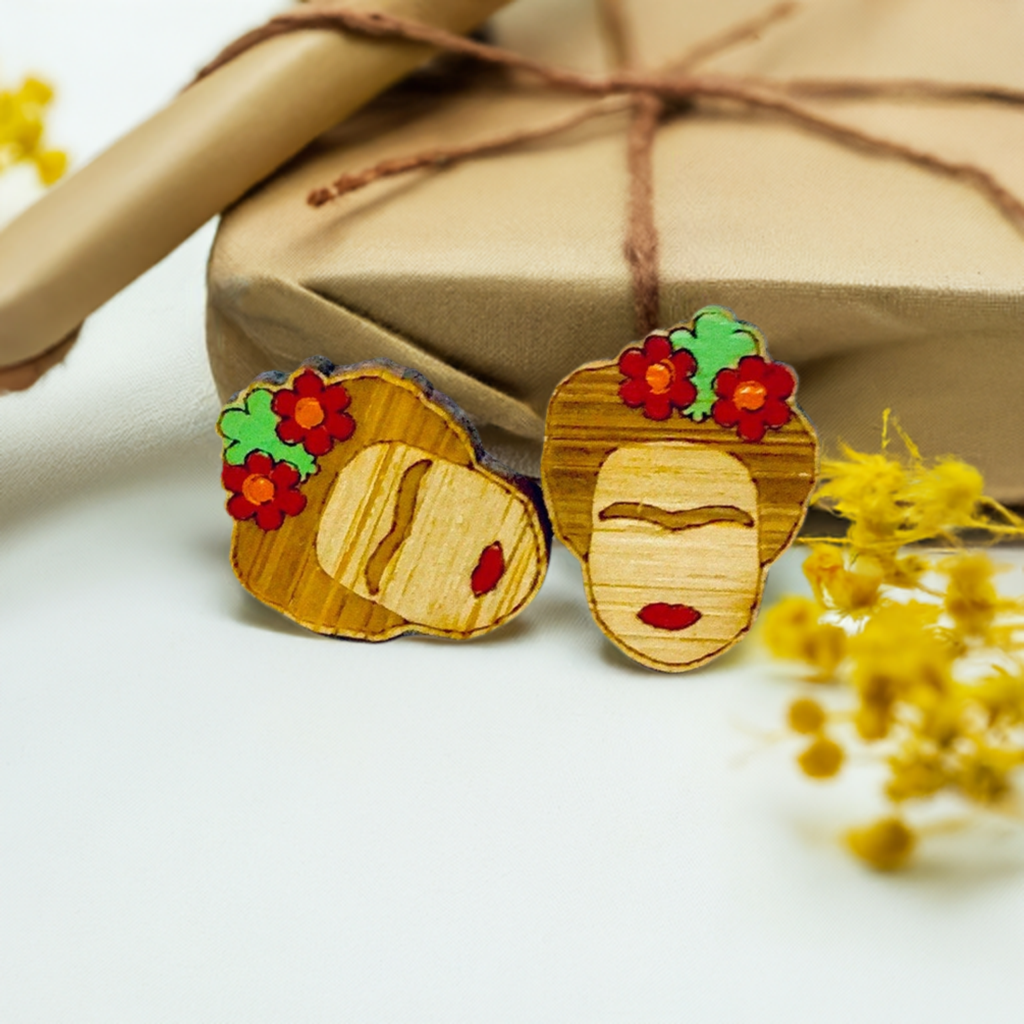 Frida Kahlo mini bamboo stud earrings for girls by fridamaniacs, fridalovers, fridamania, Mexican earrings, Mexican jewelry. Hand painted wooden earrings.