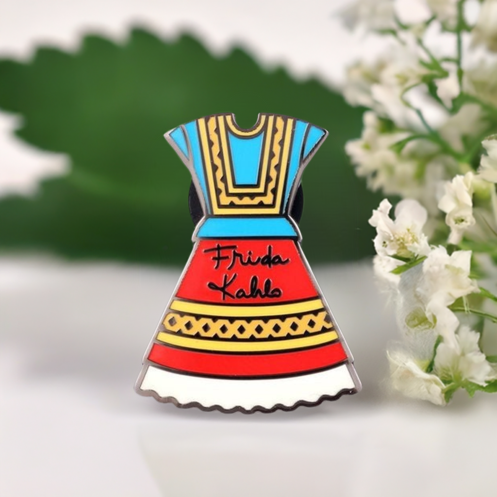 Frida Kahlo Dress Enamel Pin. Frida fnas gift. Fridamaniacs. Fridalovers. Fridamania