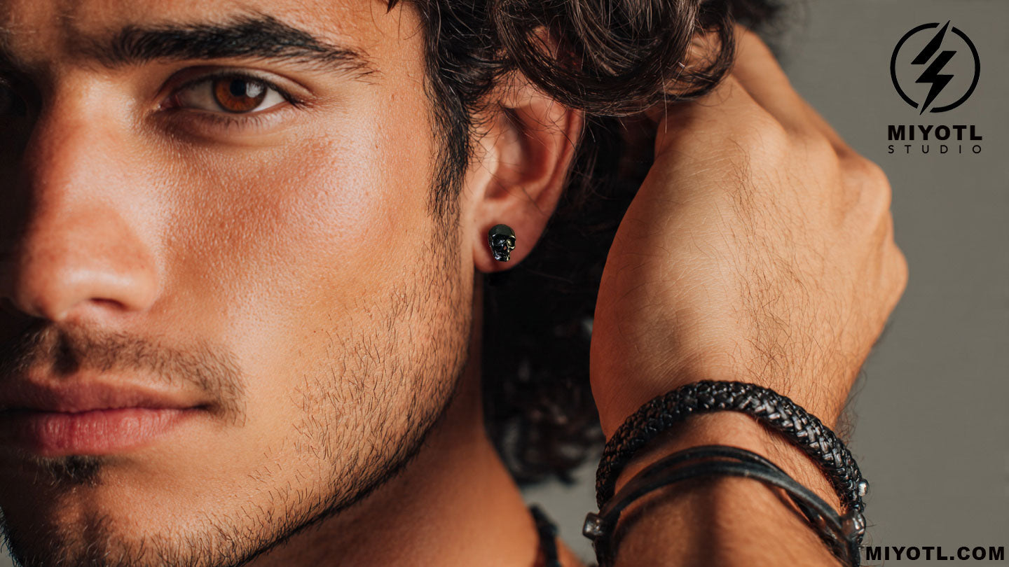 Unisex Black Skull Stud Earrings