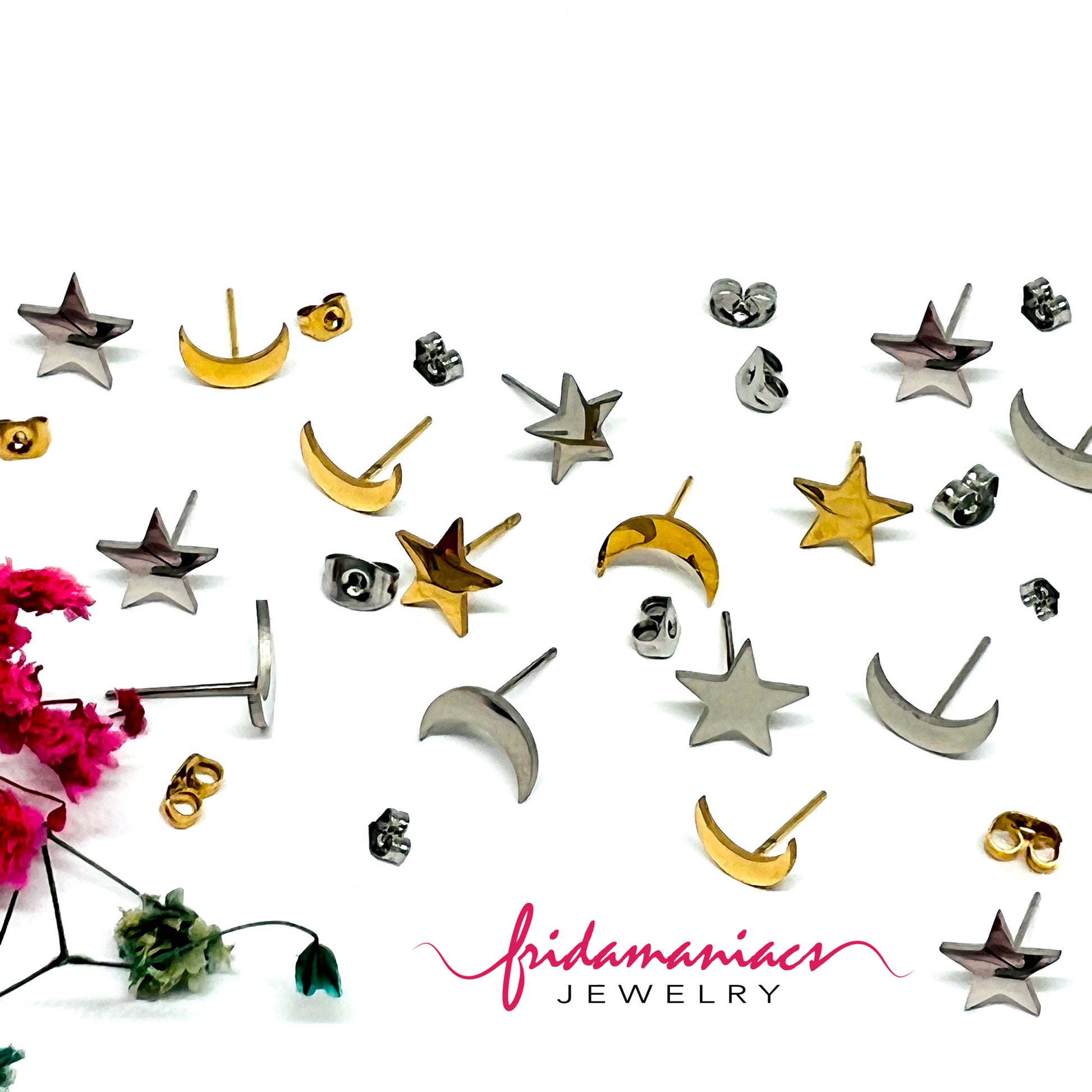 Moon and Star Mini Stud Earrings for women and girls. Summer gift for fridalovers by fridamaniacs. Frida Kahlo jewelry and accessories. Mexican Silver