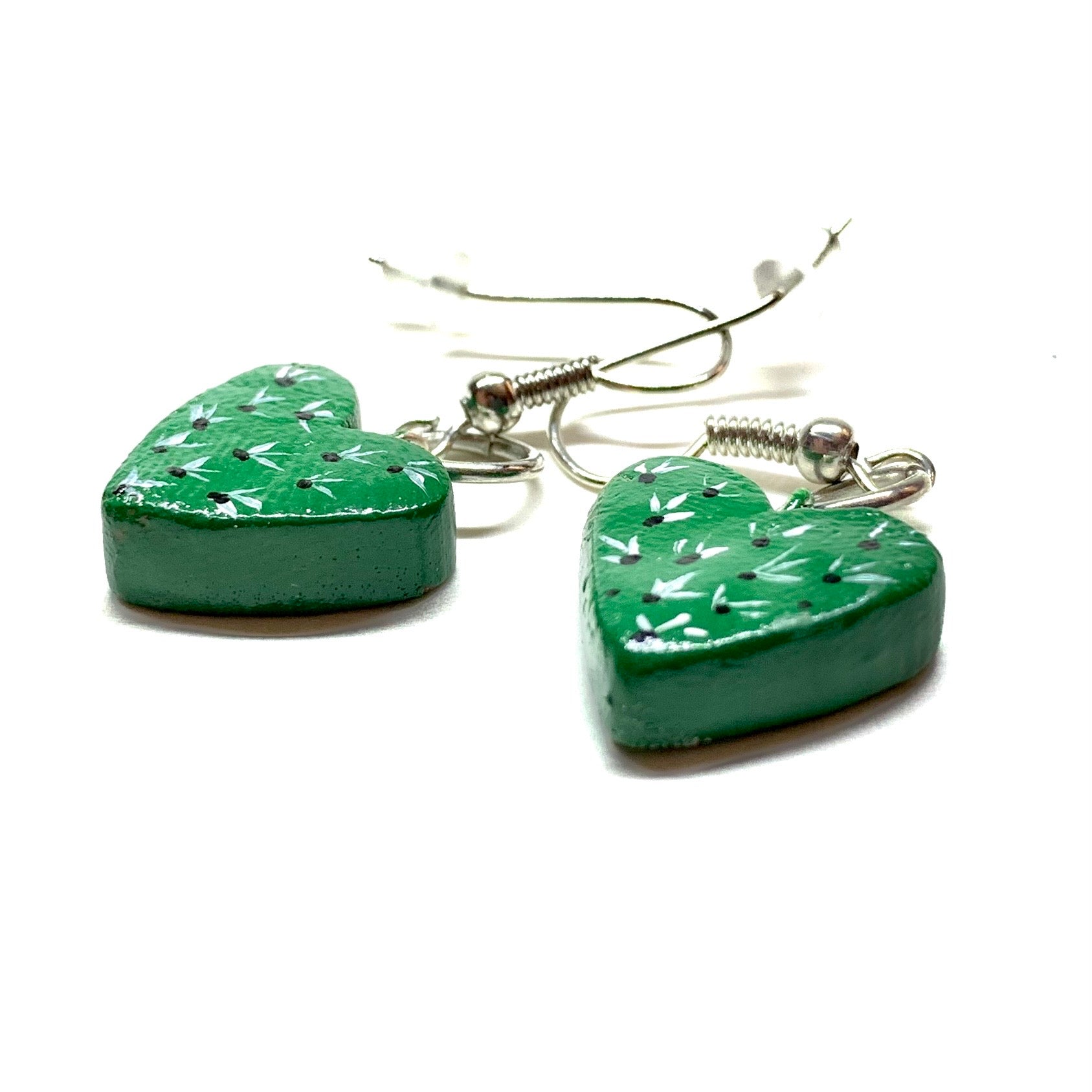 Heart cactus earrings. Mini stud hearty nopal aretes mujer. Drop and dangle pendants. Mexican jewelry made of natural clay. Frida kahlo inspired by Fridamaniacs accessories