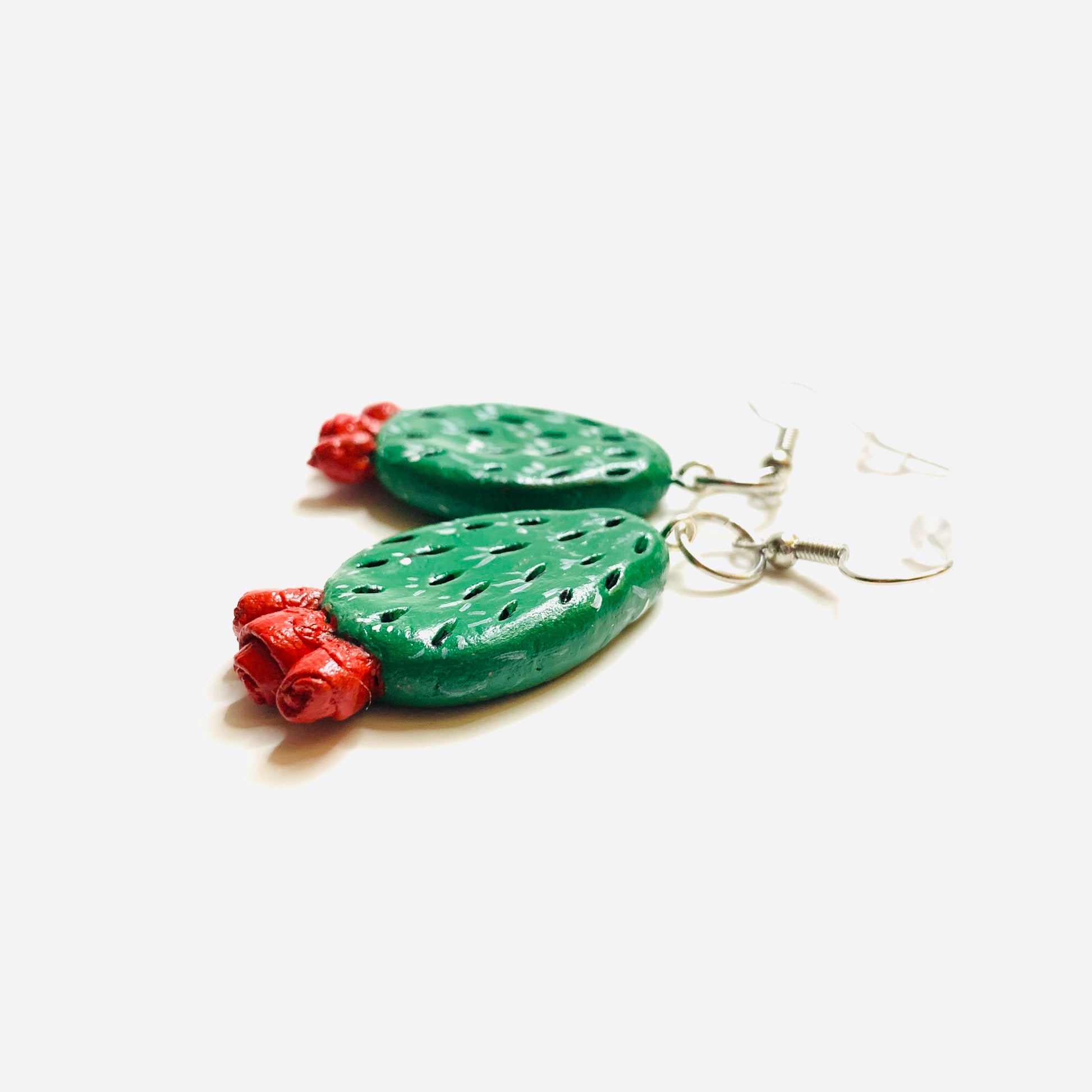 cactus earrings, clay cactus earrings, clay jewelry, mexican jewelry, mexico folk art, nopal aretes, carved handmade jewelry