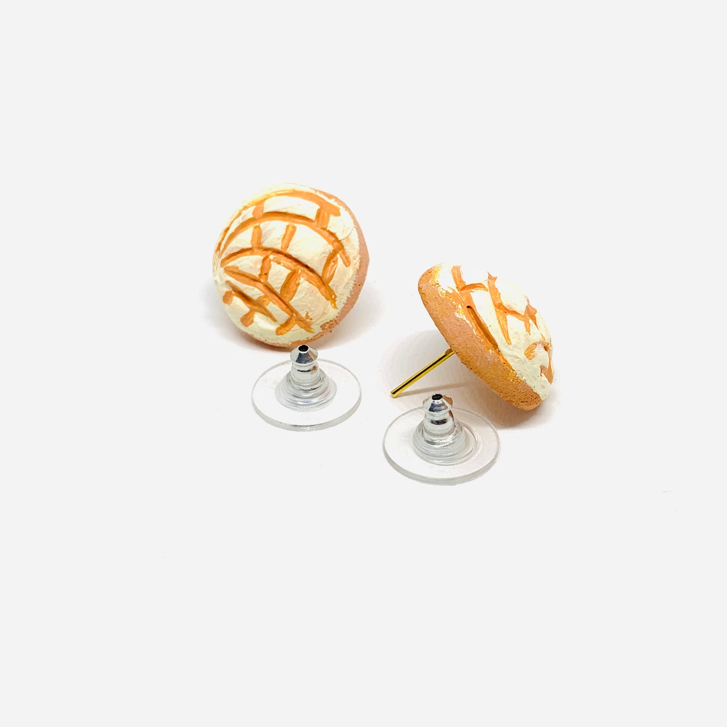 Concha Earrings: White Vanilla Conchitas Clay Earrings. Mexican jewelry. Clay jewelry. Pand Dulce Concha aretes. Concha Clay earrings inspired by Frida Kahlo. Fridamaniacs and Fridalovers Women and Girls gift idea