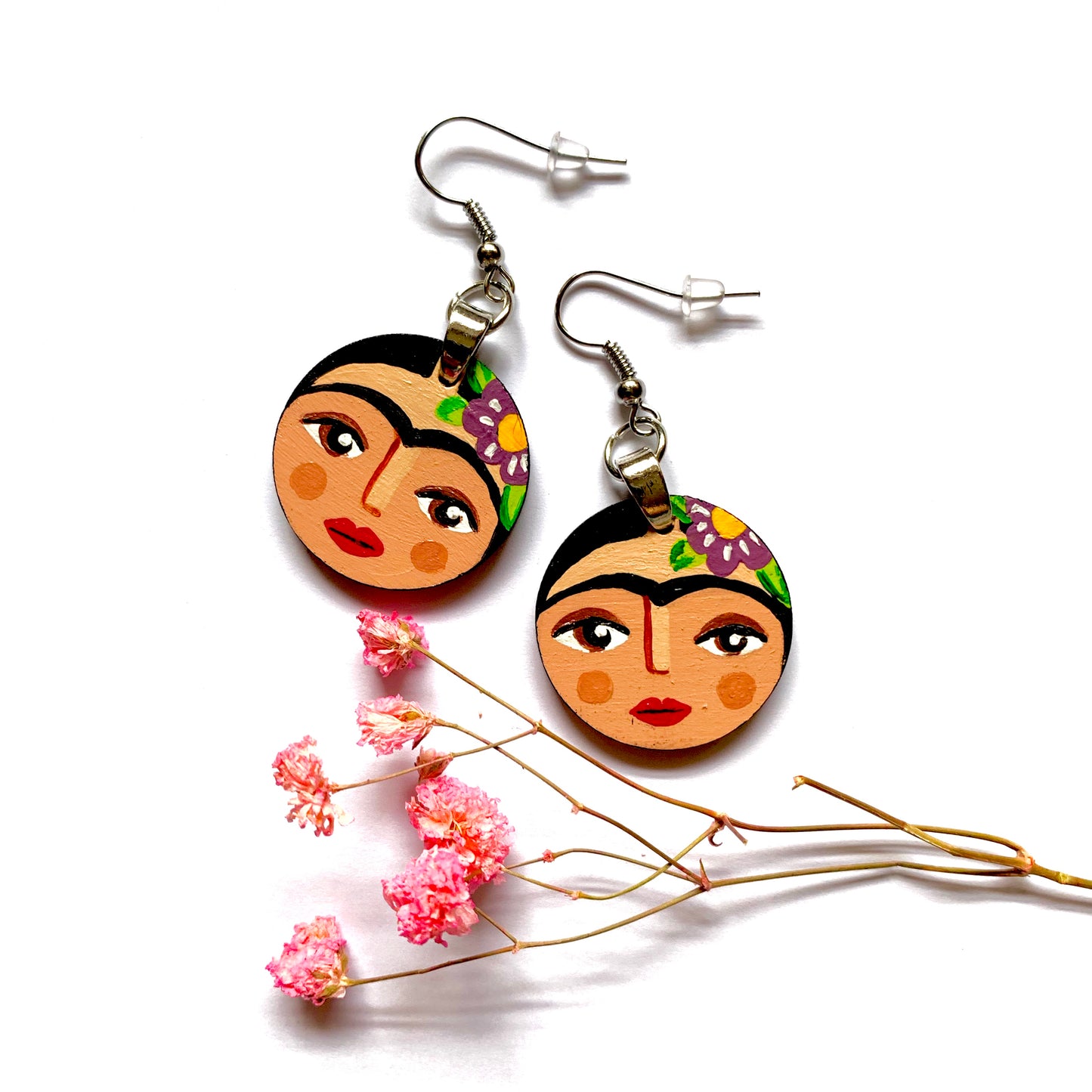 Frida Earrings. Frida Kahlo handmade and hand painted drop and dangle earrings. Round-Circle wood earrings. Mexican jewelry by Fridamaniacs. Mexico folk art