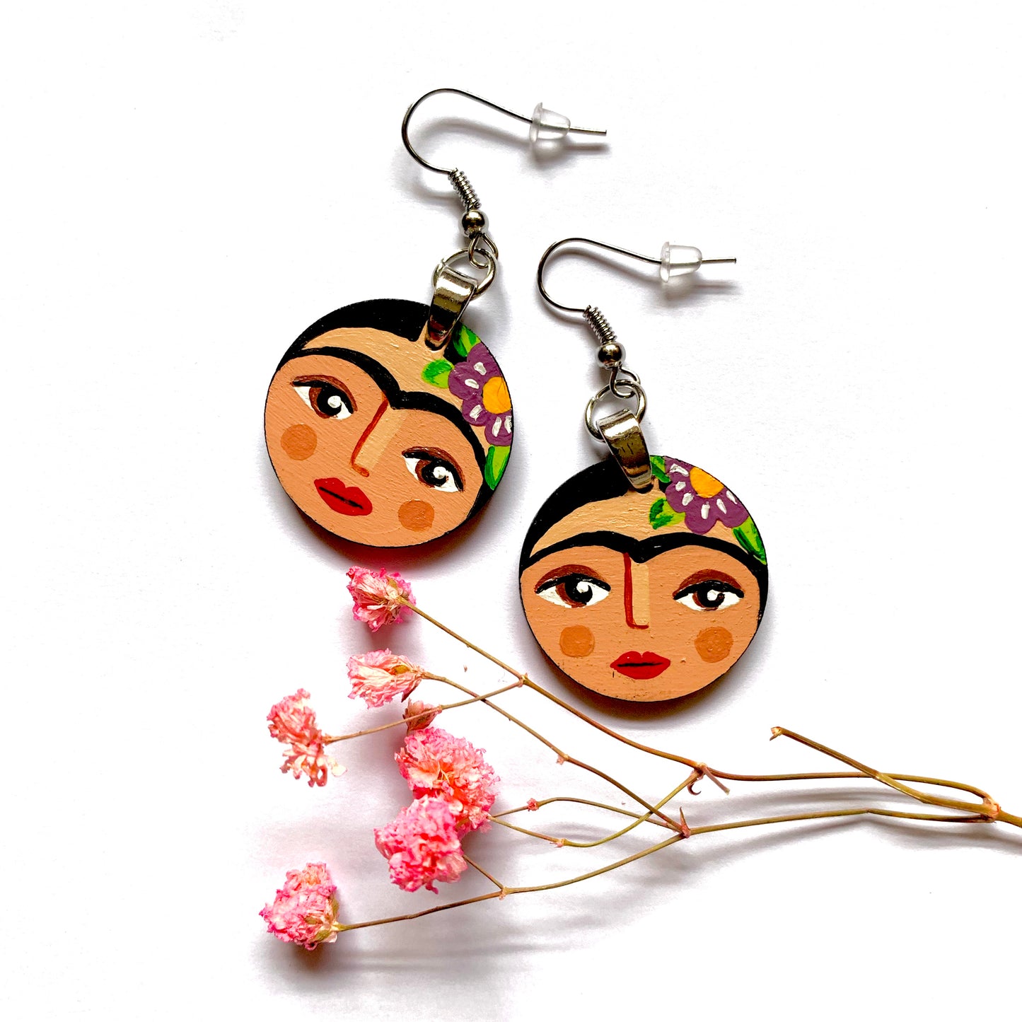 Frida Earrings. Frida Kahlo handmade and hand painted drop and dangle earrings. Round-Circle wood earrings. Mexican jewelry by Fridamaniacs. Mexico folk art