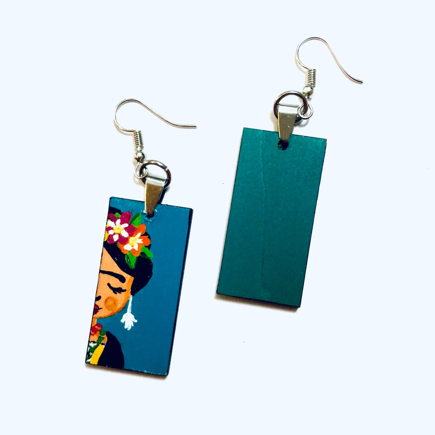 Frida Earrings. Frida Kahlo inspired hand painted floral earrings. Mexican jewelry by Fridamaniacs