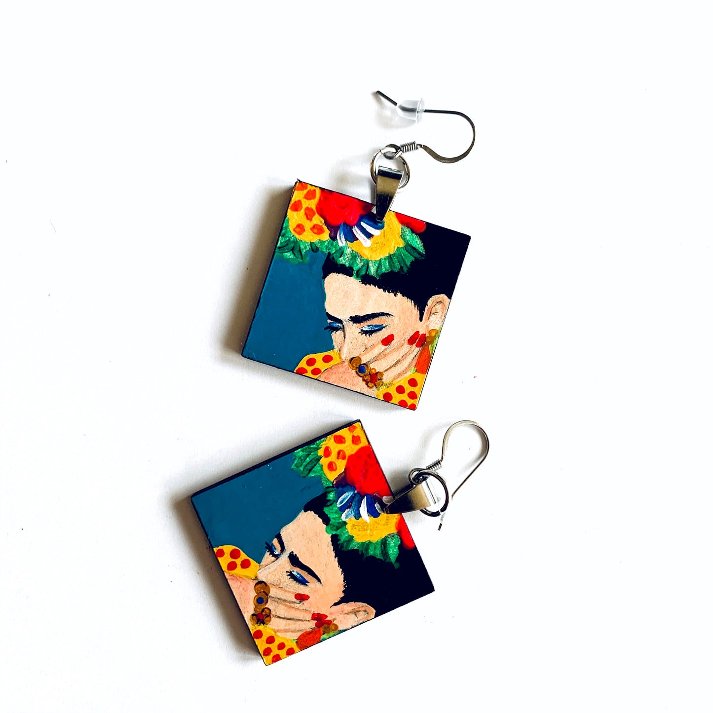 Frida Earrings: Hand Painted Frida Kahlo inspired drop and dangle wooden square earrings by Fridamaniacs for Fridalovers. Mexican jewelry Art to Wear. Women and Girls gift idea. Mexico Folk Art