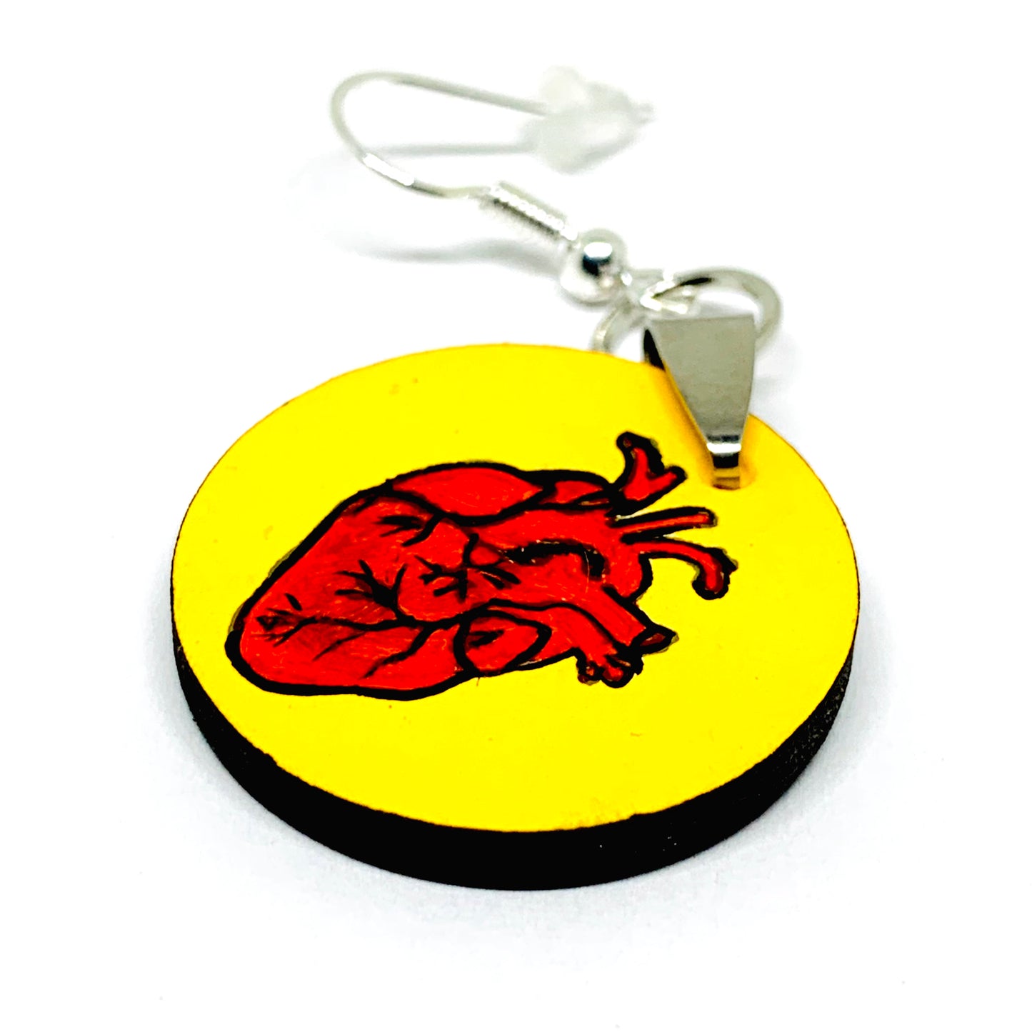 Heart Earrings: La Loteria el corazon Heart Earrings. Hand painted handmade Mexico Loteriart jewelry. Aretes de corazon pintados a mano de la Loteria Mexicana. Wearable Art. Mexico Folk Art to Wear by Fridamaniacs for Fridalovers. Frida Kahlo inspired jewelry for Girls