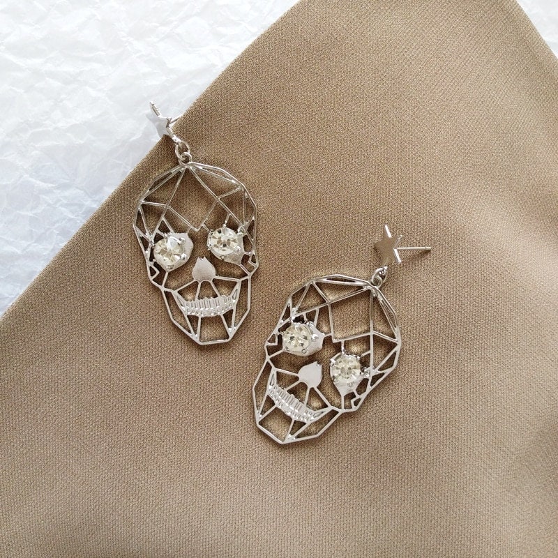 Silver Skull Earrings Hollow Skeleton Fashion Statement Women Swinging Pendant Aretes Calavera de Mujer Color Plata Mexican Inspired Jewelry