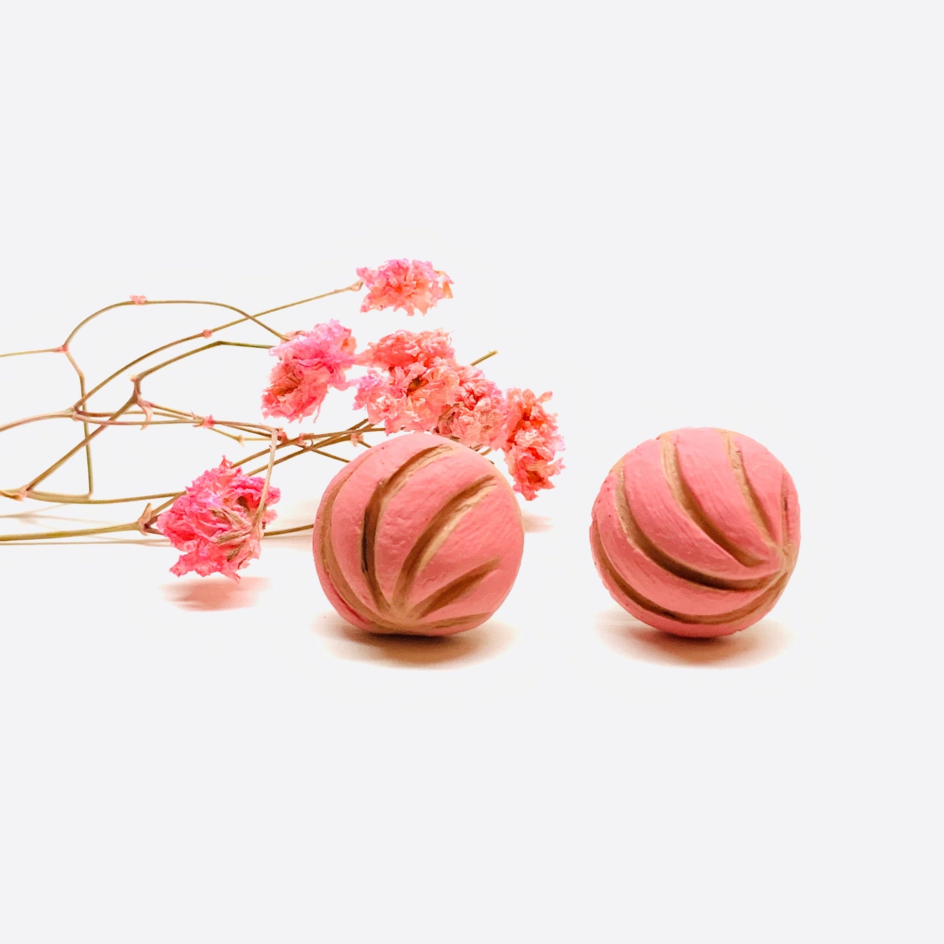 Strawberry Concha Stud Clay Earrings Mexican Pink Conchitas Sweet Bread Food Jewelry Claywelry Pan Dulce Summer Fashion Girls & Women Aretes