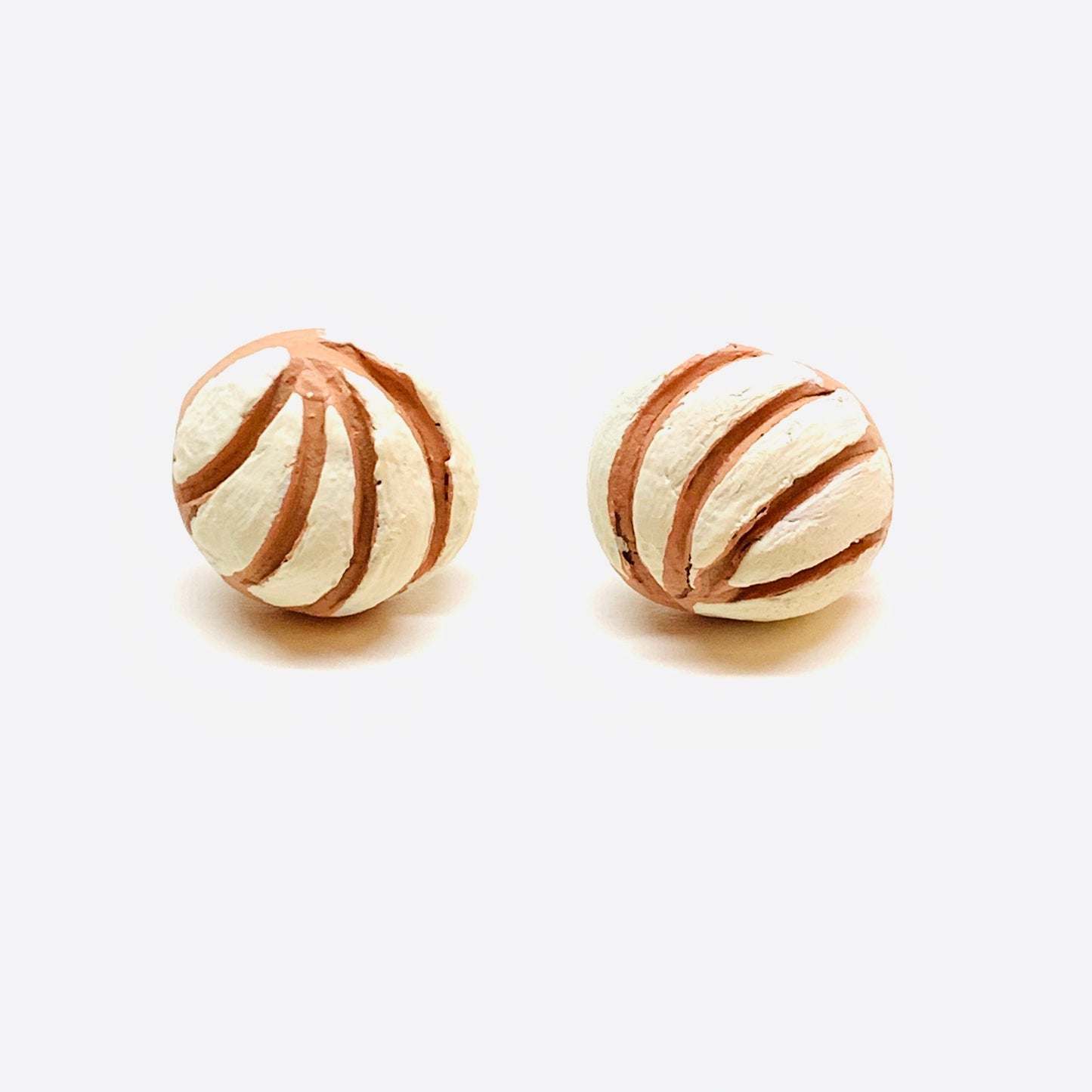 Exquisite Vanilla Concha Stud Earrings Clay Jewelry Mexico Folk ArtWear Girls & Women Fashion Birhtday Gift Idea Conchitas Trendy Claywelry