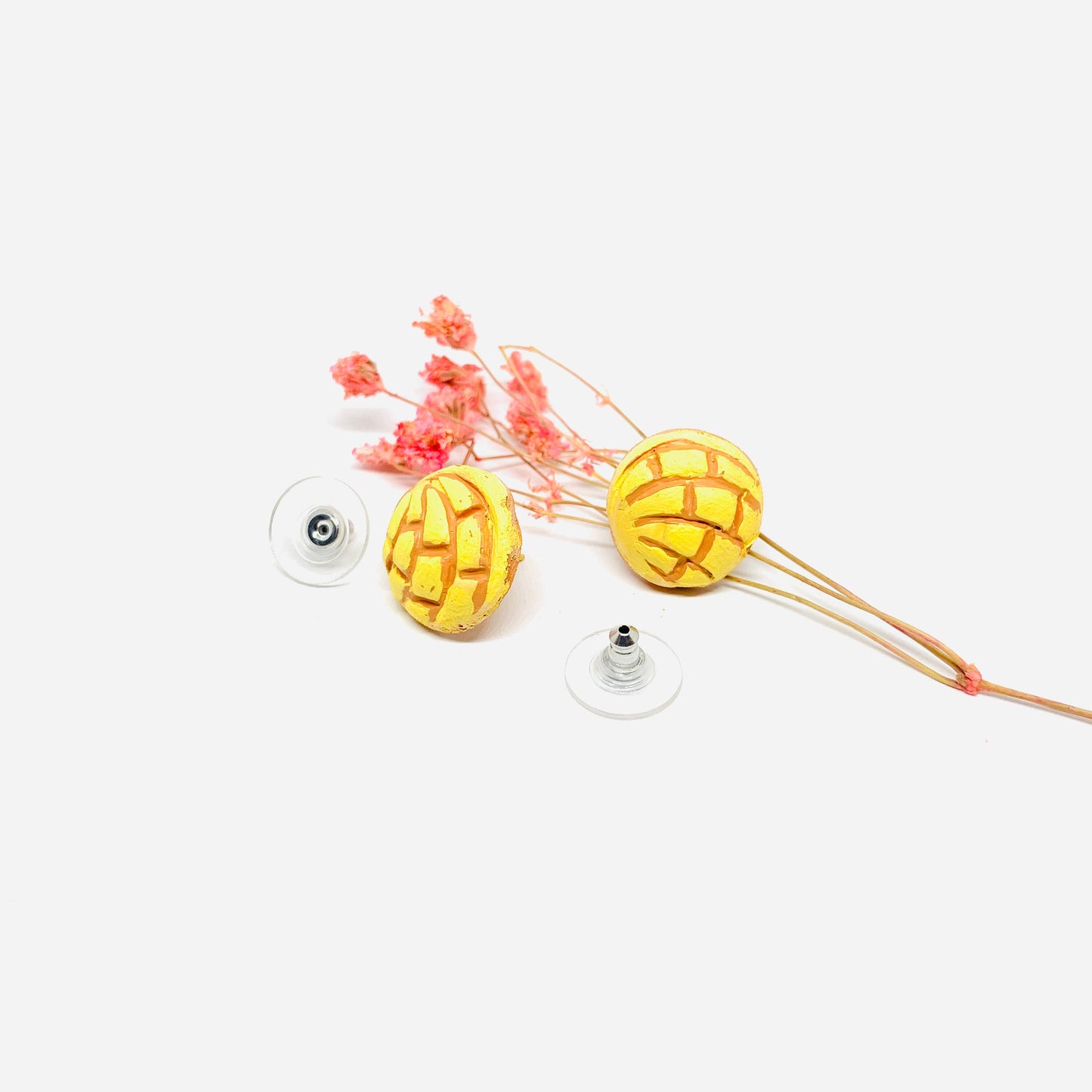 Yellow Concha Earrings Handmade & HandPainted Clay Food Jewelry Mexican SweetBread Conchitas Aretes Barro Trendy Fashion for Girls Claywelry