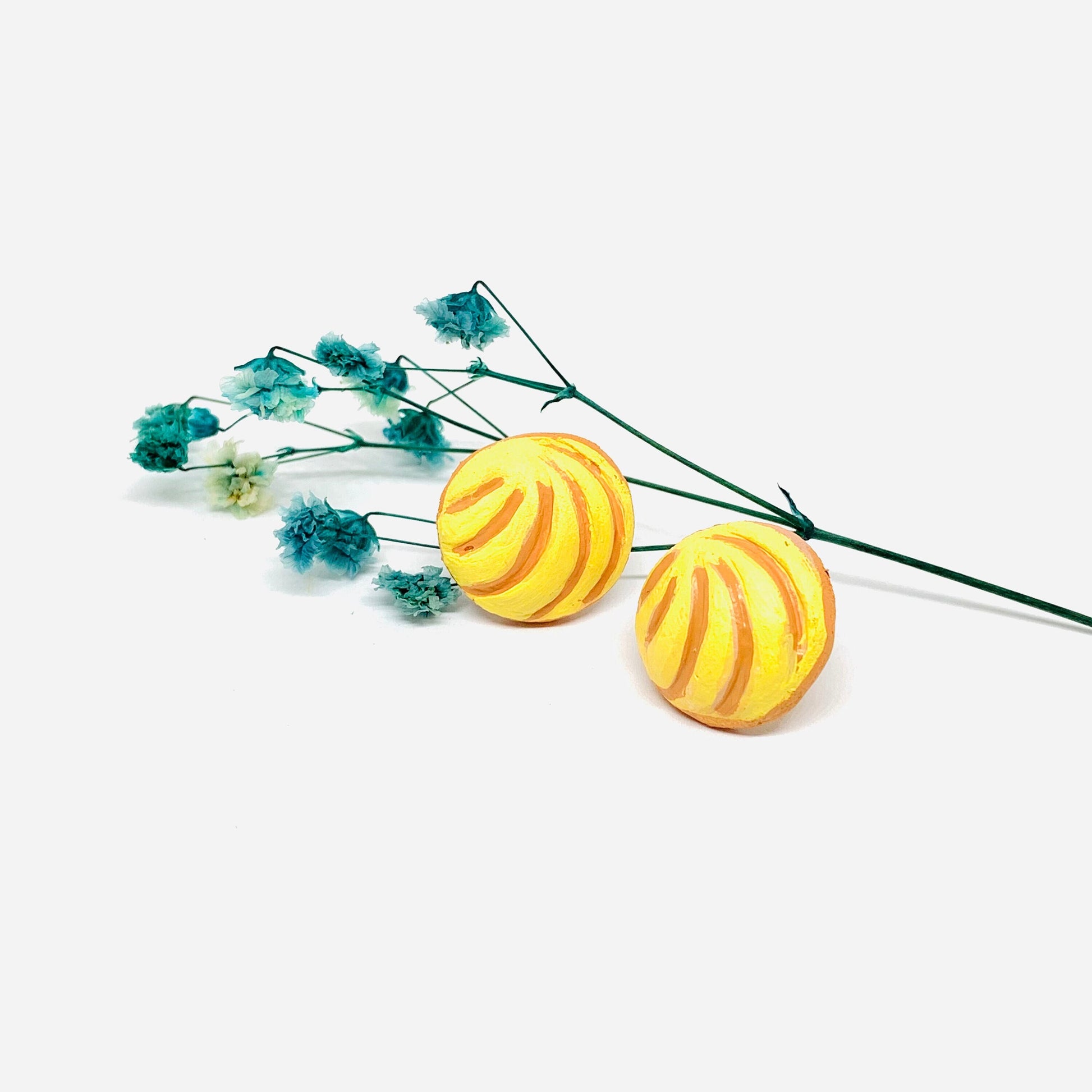 Yellow Concha Clay Earrings Mexican Food Jewelry Conchitas Minimalist Handmade HandPainted Girl Gift Summer Trendy Fashion Outdoor Aretes