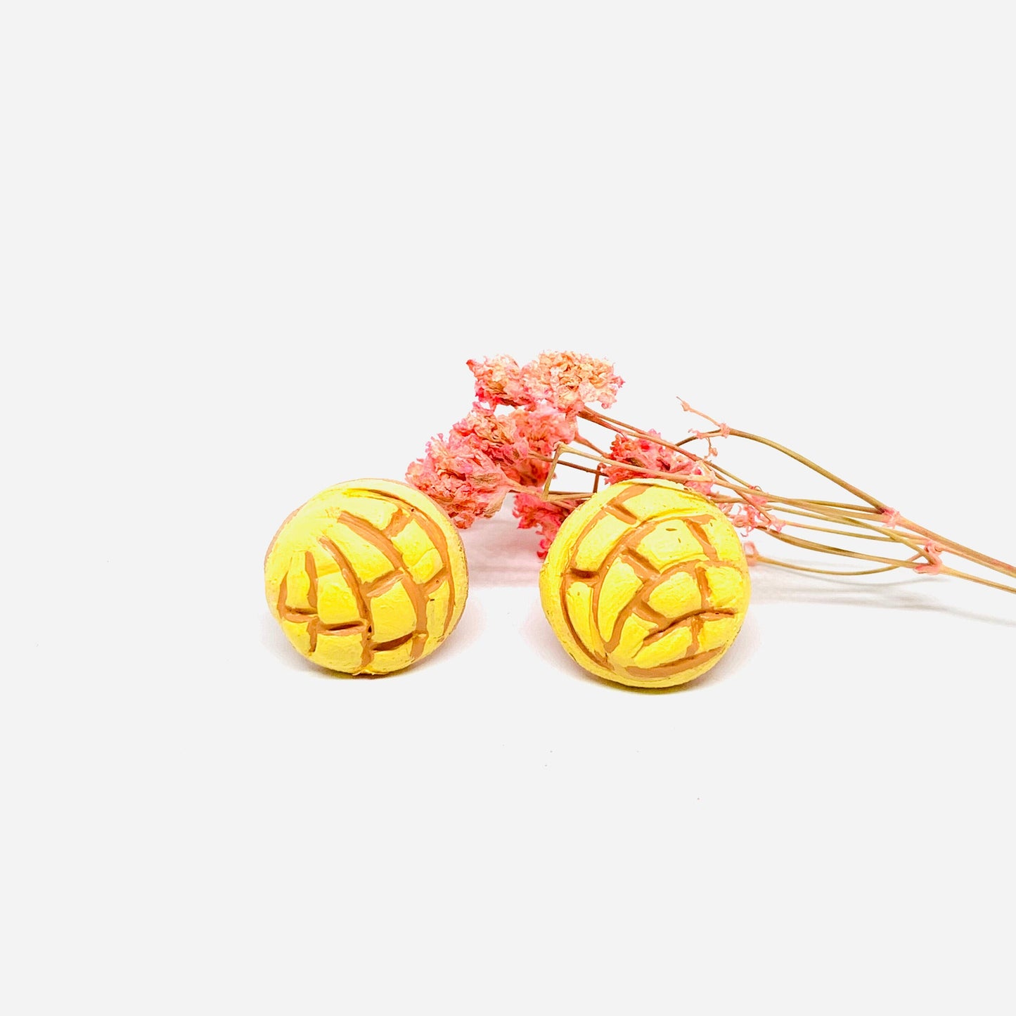 Yellow Concha Earrings Handmade & HandPainted Clay Food Jewelry Mexican SweetBread Conchitas Aretes Barro Trendy Fashion for Girls Claywelry