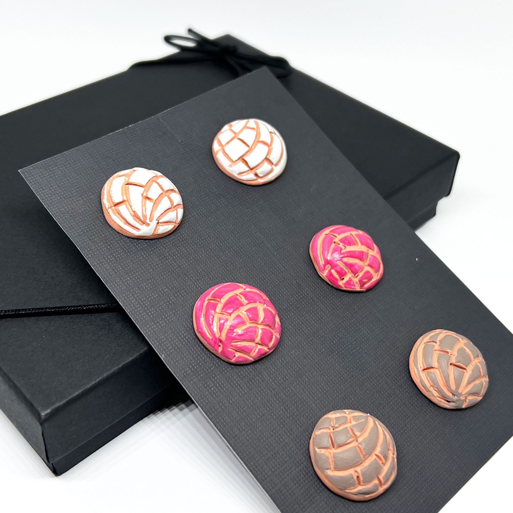 Conchitas Earrings Clay Food Jewelry Mexican Concha Stud Earrings Set Hand Painted Handmade Aretes Mexico Vainilla Fresa Chocolate Gift Idea