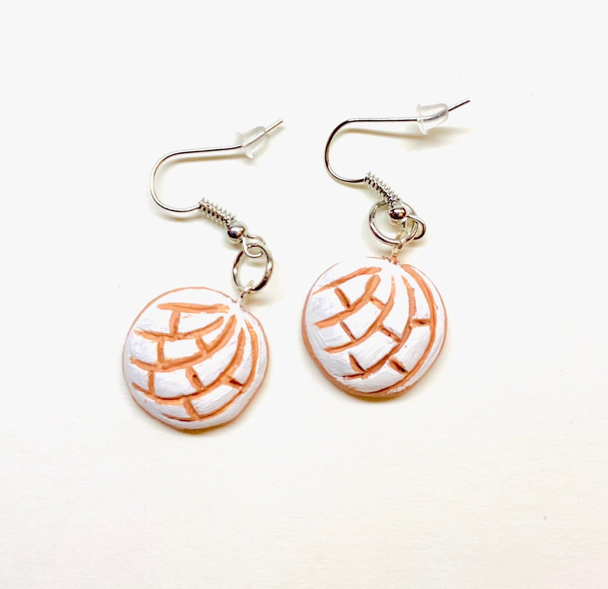 Charming Conchitas Earrings Clay Hand Painted Artisan Mexico Folk Art Jewelry Food Vanilla Sweet Bread Minimalist Casual Fashion Women Girls