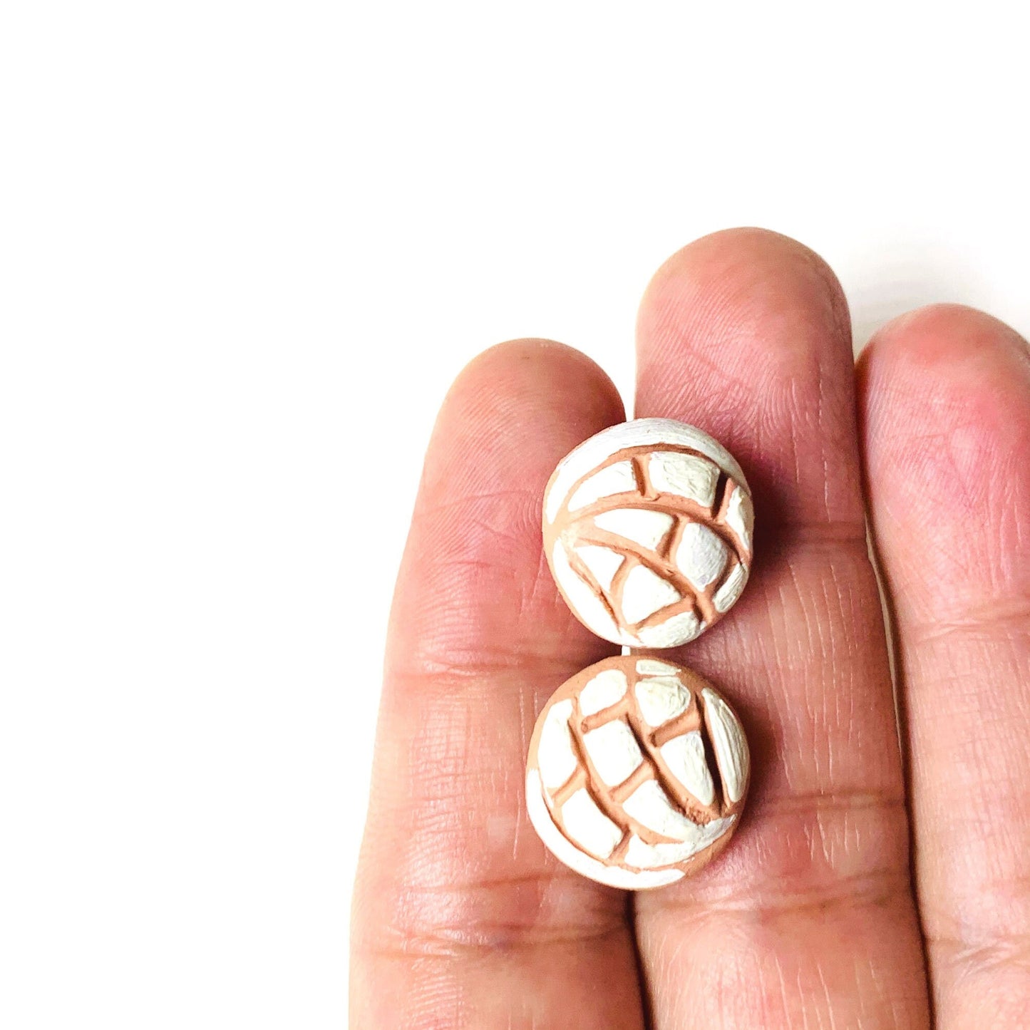 Pretty Mini Stud Concha Earrings Clay Jewelry Mexico Folk Art to Wear Lovingly Crafted Comfy Gift Girls Women Fashion Claywelry Aretes Mujer