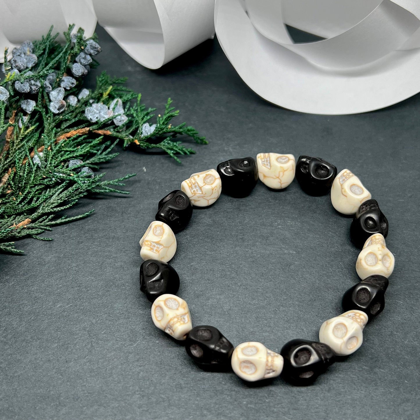 Skull Beaded Wristband Bracelet Black and White Beads Unisex Day of the Dead Jewelry Gift for Him or Her Halloween Fashion Calaveras Pulsera