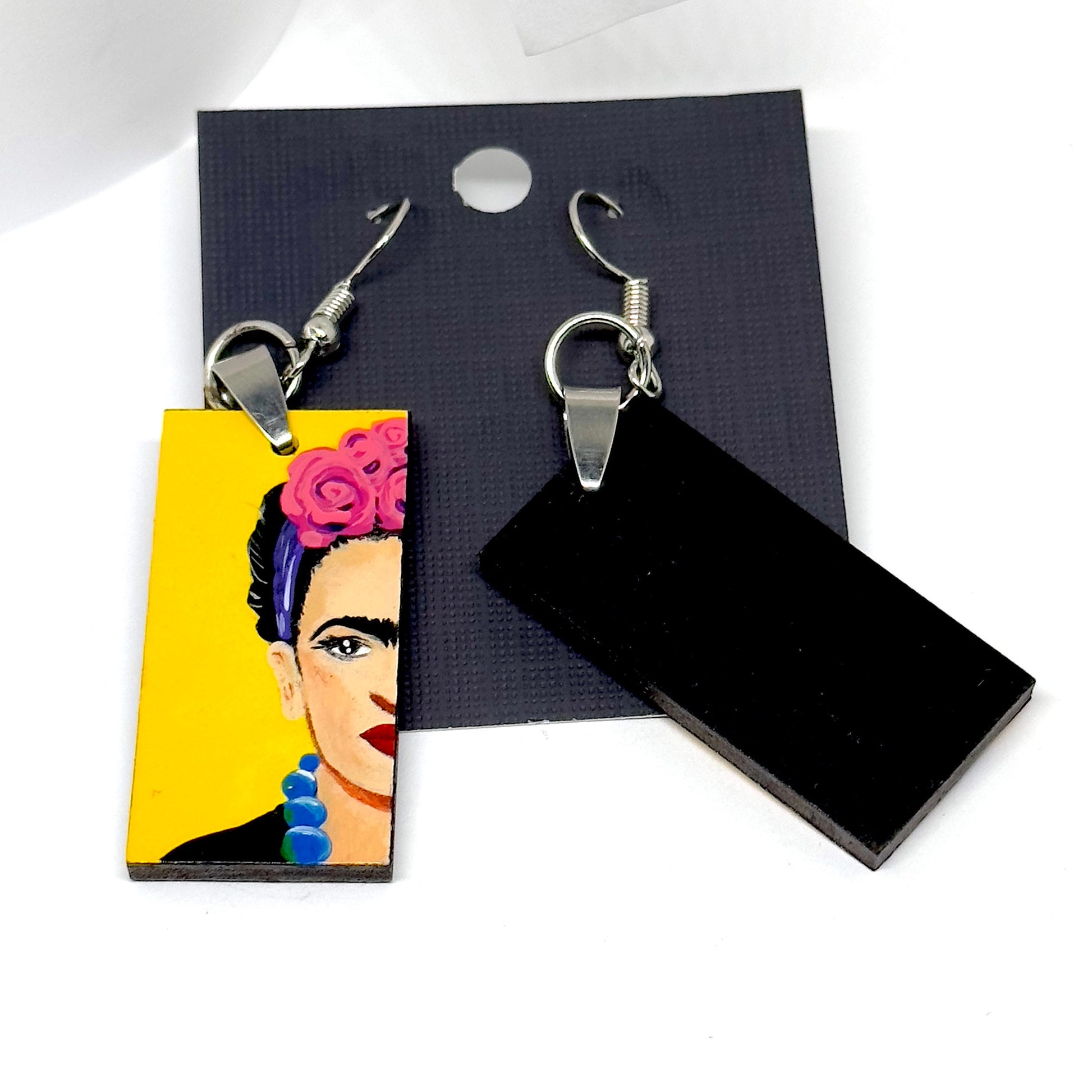 Glamorous Frida Earrings Girls Fashion Artwear Mexico Jewelry Hand Painted Wooden Drop Dangle Earrings Mexican Artist Portrait Aretes Mujer