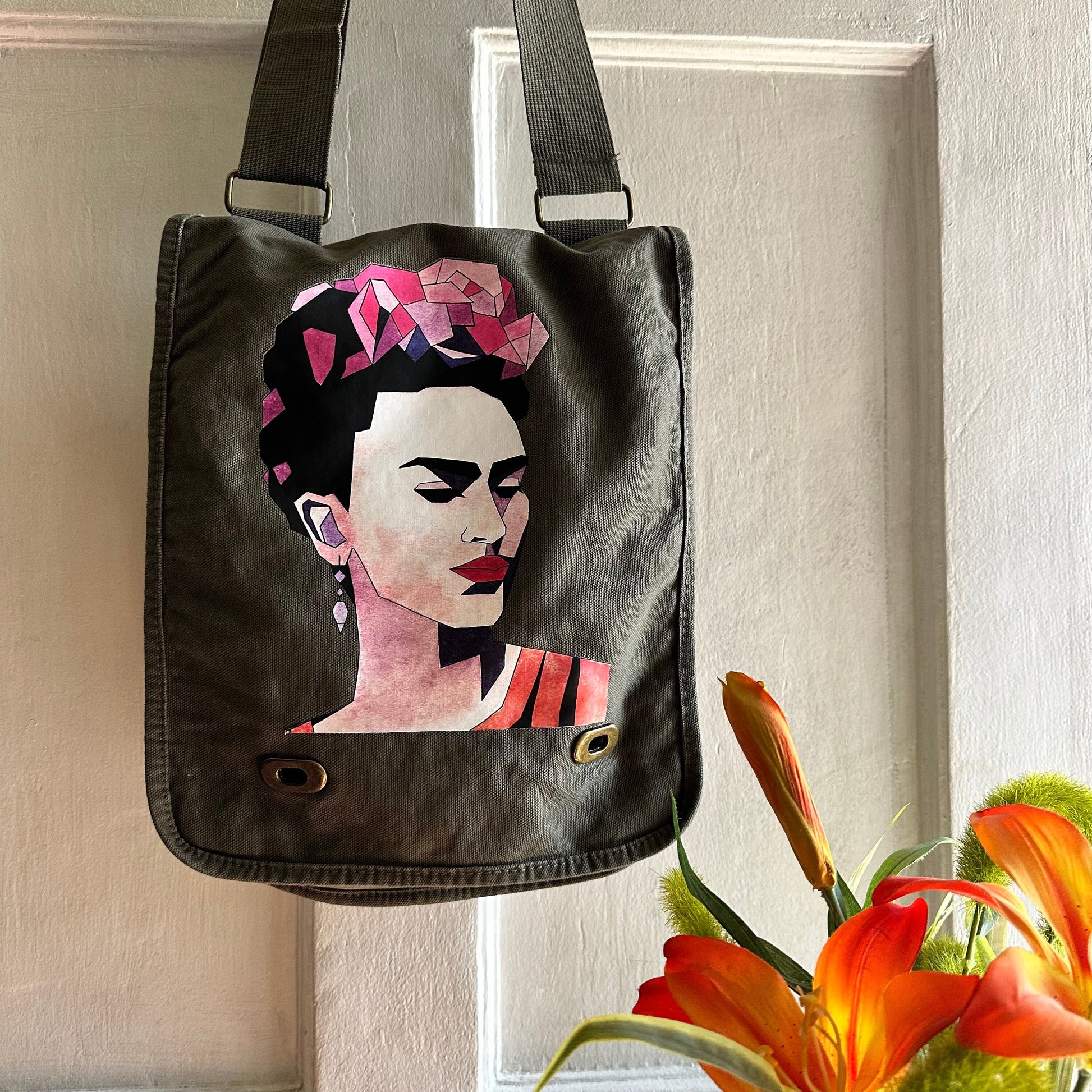 Frida Inspired Bag for Girls Urban Fashion City Crossbody Shoulder Messenger Bag Khaki Green Soft Cotton Canvas Mexican Artist Icon Portrait