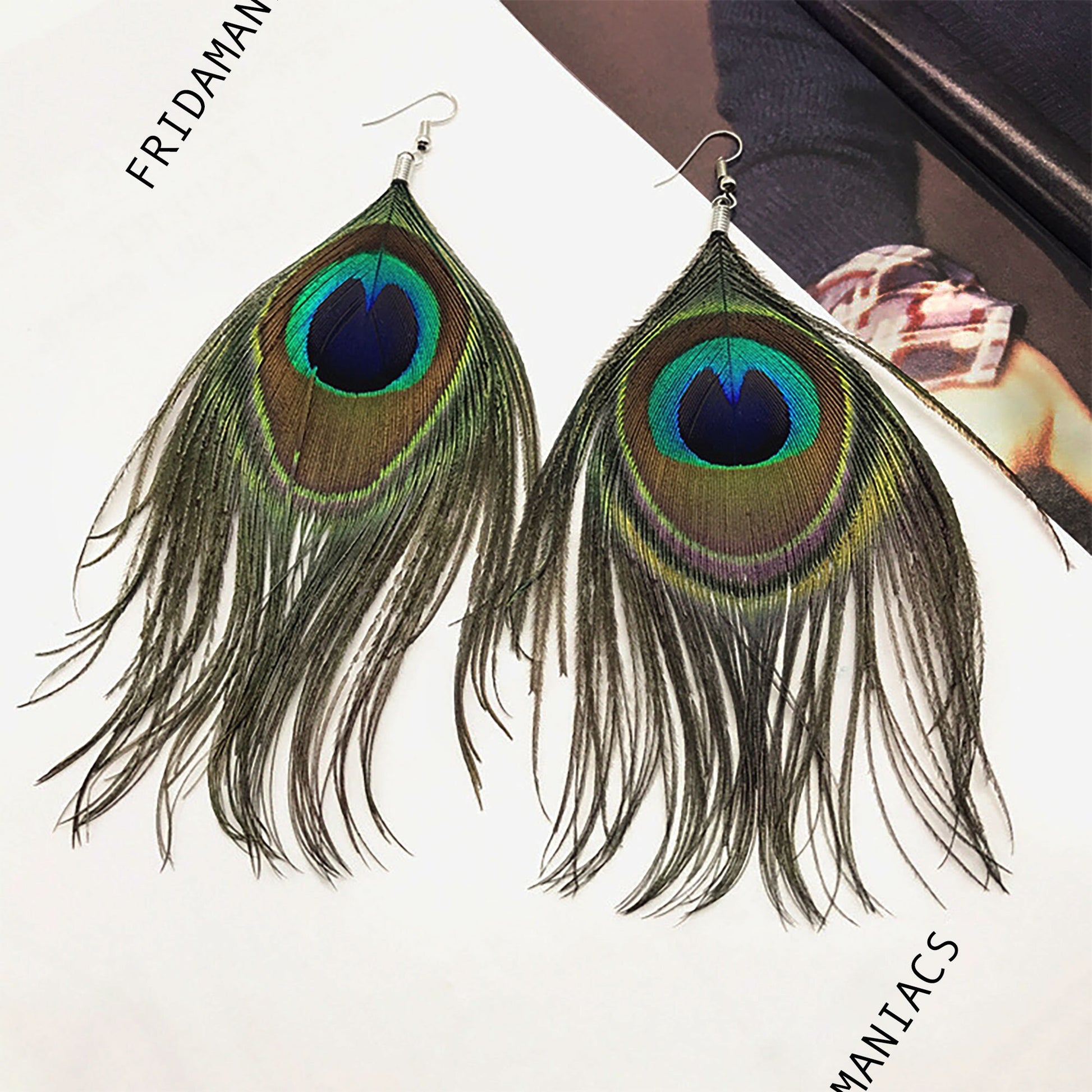 Glamorous Peacock Feather Earrings Dangle & Drop Colorful Fashionable Pendants made of Natural Feathers for Woman and Girls Bonemian Fashion