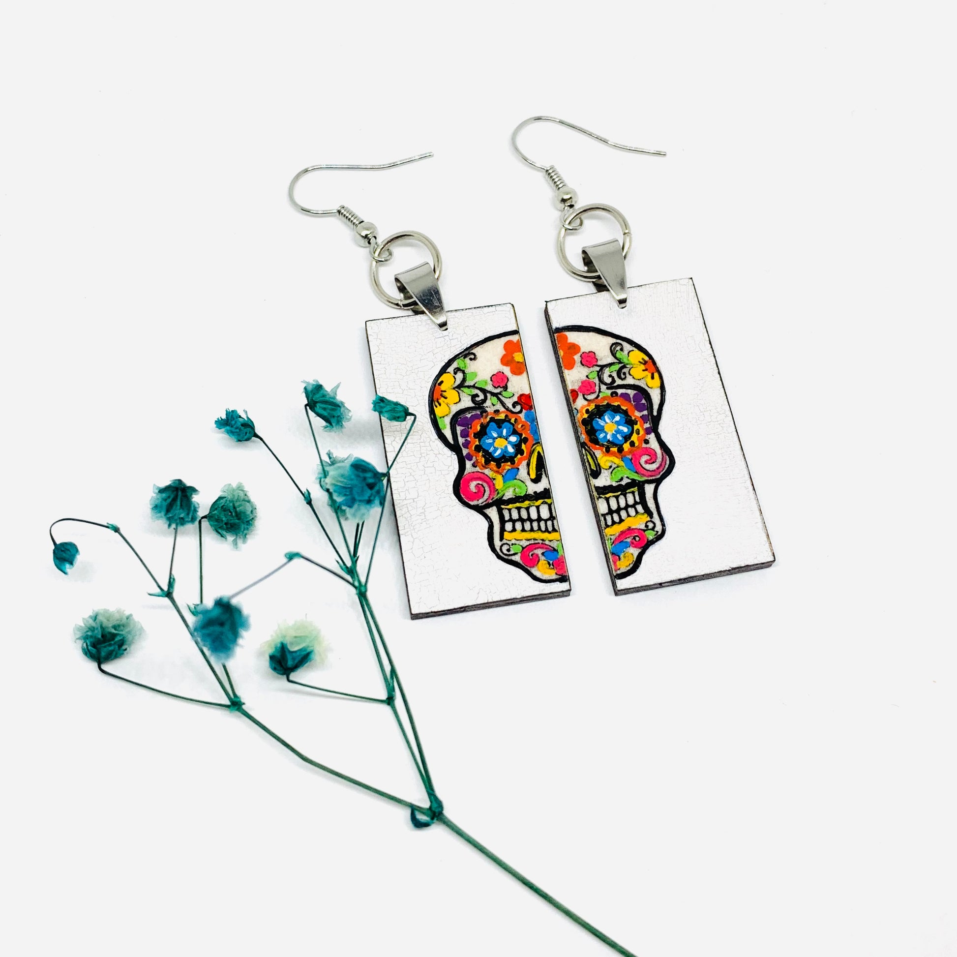 Sugar Skull Earrings Mexican Day of the Dead Jewelry Hand Painted colorful Mexico Folk art to wear. Skull calavera aretes mujer. Joyeria mexicana. Frida Kahlo Wearable Art