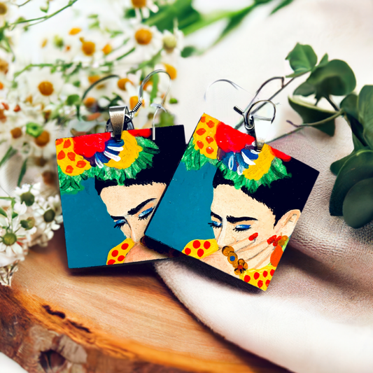 Hand painted Frida Kahlo Earrings. Colorful Mexican Earrings for Women and Girls. Mexcian Earrings. Mexico folk art. Fridamania. Fridamaniacs. Fridalovers. Frida fans gift idea. Turquoise and floral designs. Fashion statement earrings jewelry. 
