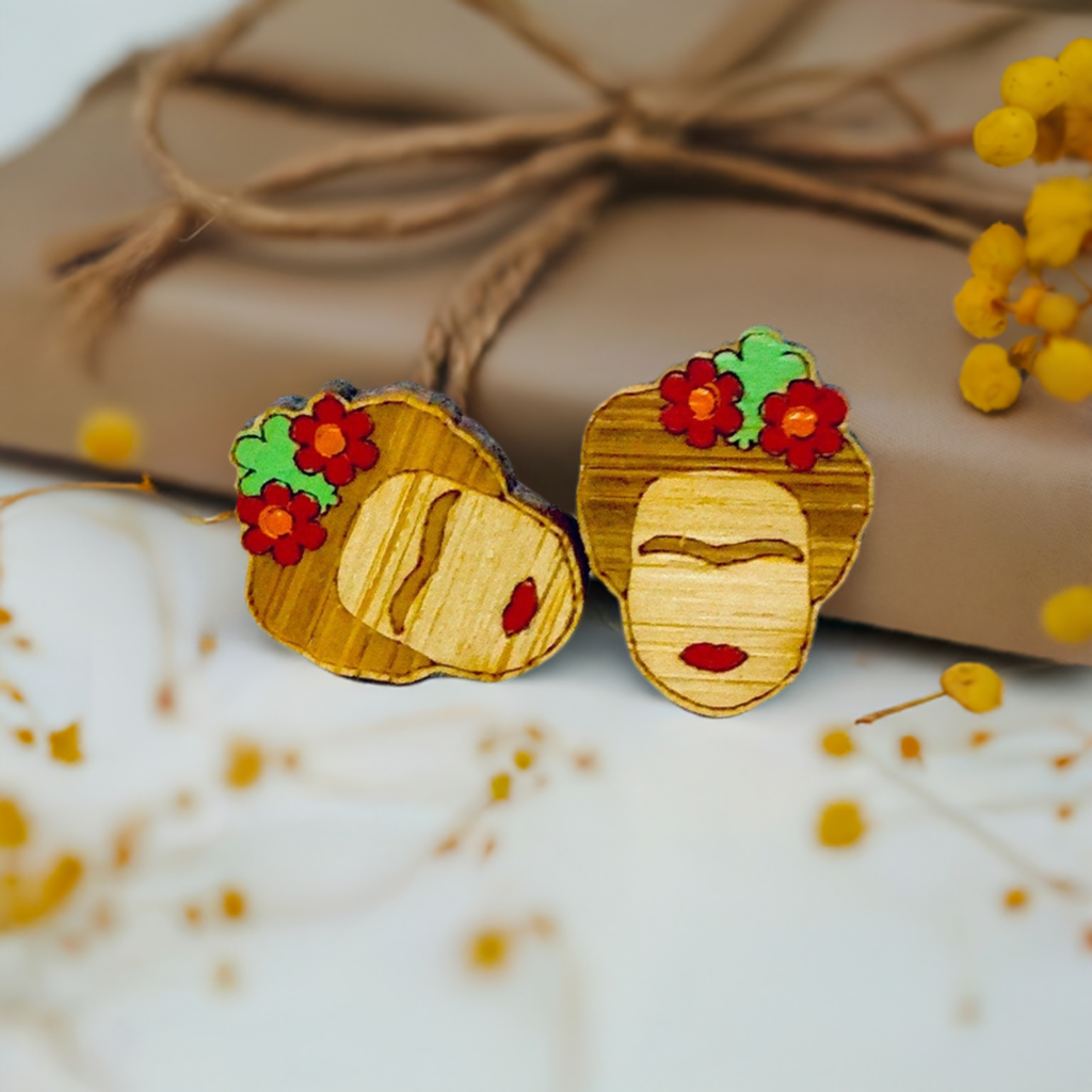 Frida Kahlo mini bamboo stud earrings for girls by fridamaniacs, fridalovers, fridamania, Mexican earrings, Mexican jewelry. Hand painted wooden earrings.
