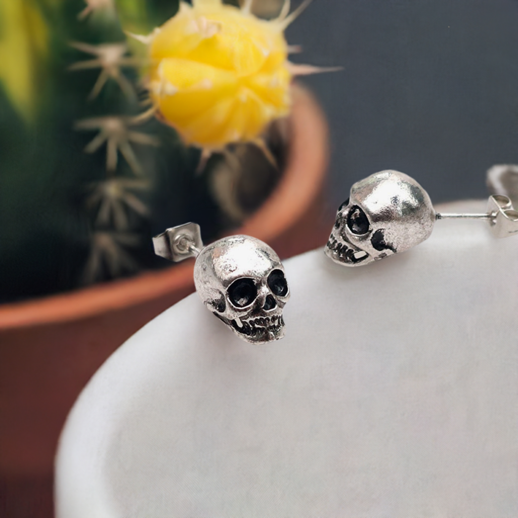 Unisex Rustic Silver Tone Stud Skull Earrings