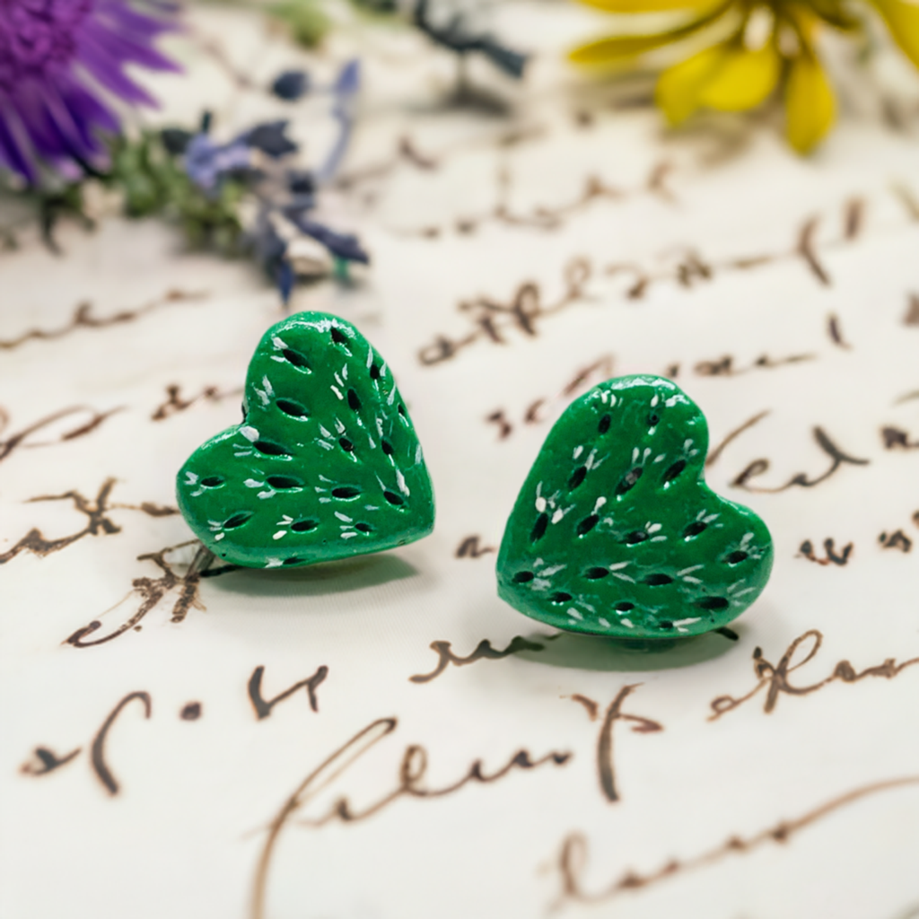 Carved Heart Cactus Earrings hand painted and handmade by Mexican artisans. Mexico folk art. Mexican earrings. Mexican jewelry. Frida Kahlo inspired earrings - jewelry for women and gilrs. Mexicanias. Claywelry. Fridamaniacs. Fridalovers. Fridamania. Frida fans gift idea.