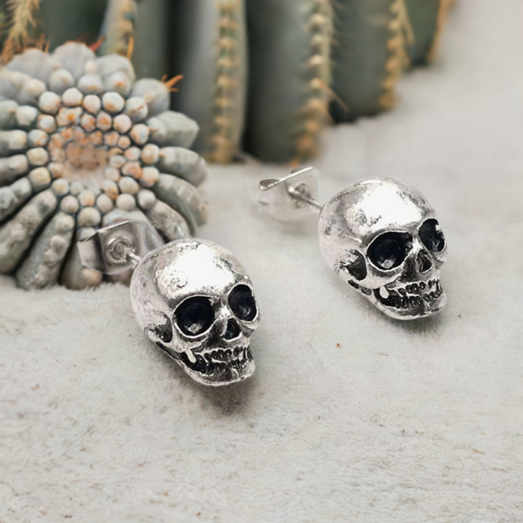 Unisex Mexican silver skull stud earrings . Antique silver skull jewelry for guys. Rustic silver skull stud earrings Rock Punk Fashion for boys and girls. Mexican earrings. Mexico Mexican jewelry inspired by Frida Kahlo. Great gift idea.