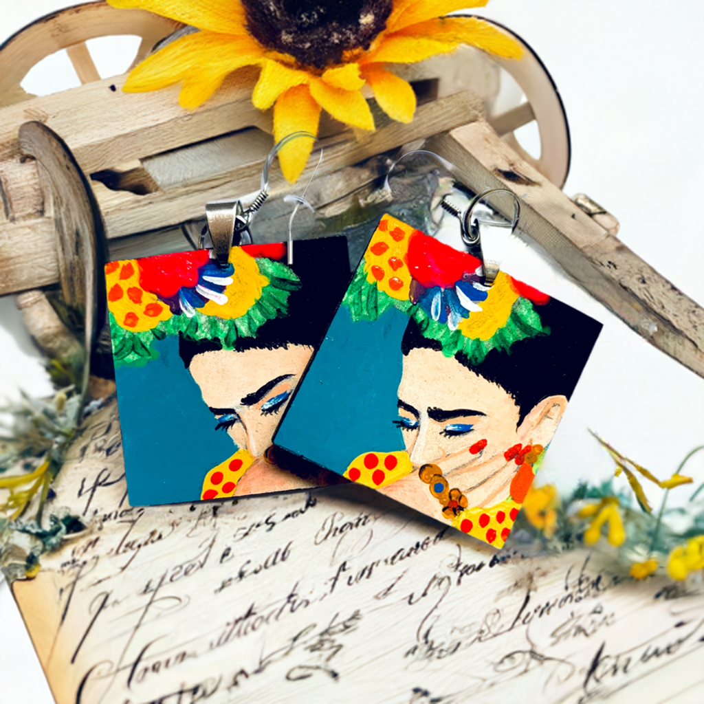 Hand painted Frida Kahlo Earrings. Colorful Mexican Earrings for Women and Girls. Mexcian Earrings. Mexico folk art. Fridamania. Fridamaniacs. Fridalovers. Frida fans gift idea. Turquoise and floral designs. Fashion statement earrings jewelry.