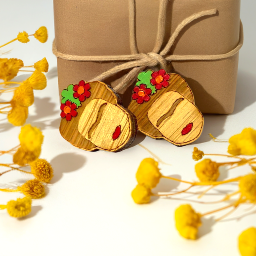 Bamboo Frida Stud Earrings with Red Flowers