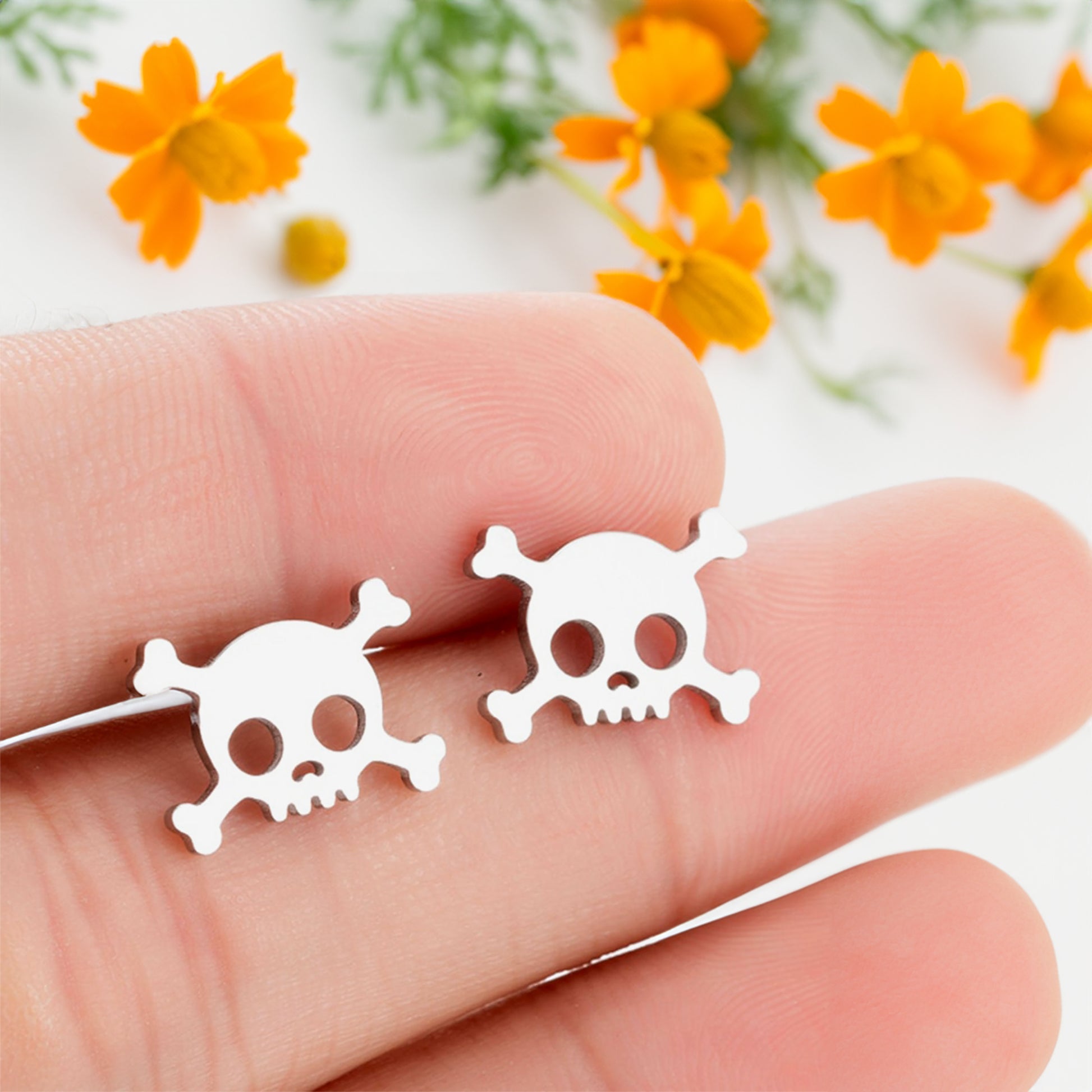 mini stud skull earrings for girls