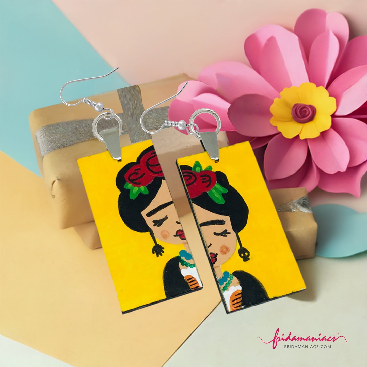 Frida earrings for girls painted by hand for fridamaniacs, fridalovers, Frida fans. Mexican earrings. Mexican jewelry for young girls. Cute gift idea.