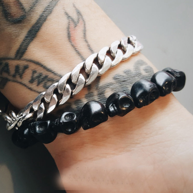 Black skull bracelet made of natural stone beads. Unisex wristband Day of the dead or Dia de Muertos Mexican Jewelry. Boys gift idea. Trendy Halloween accessories by Fridamaniacs Frida Inspired boutique