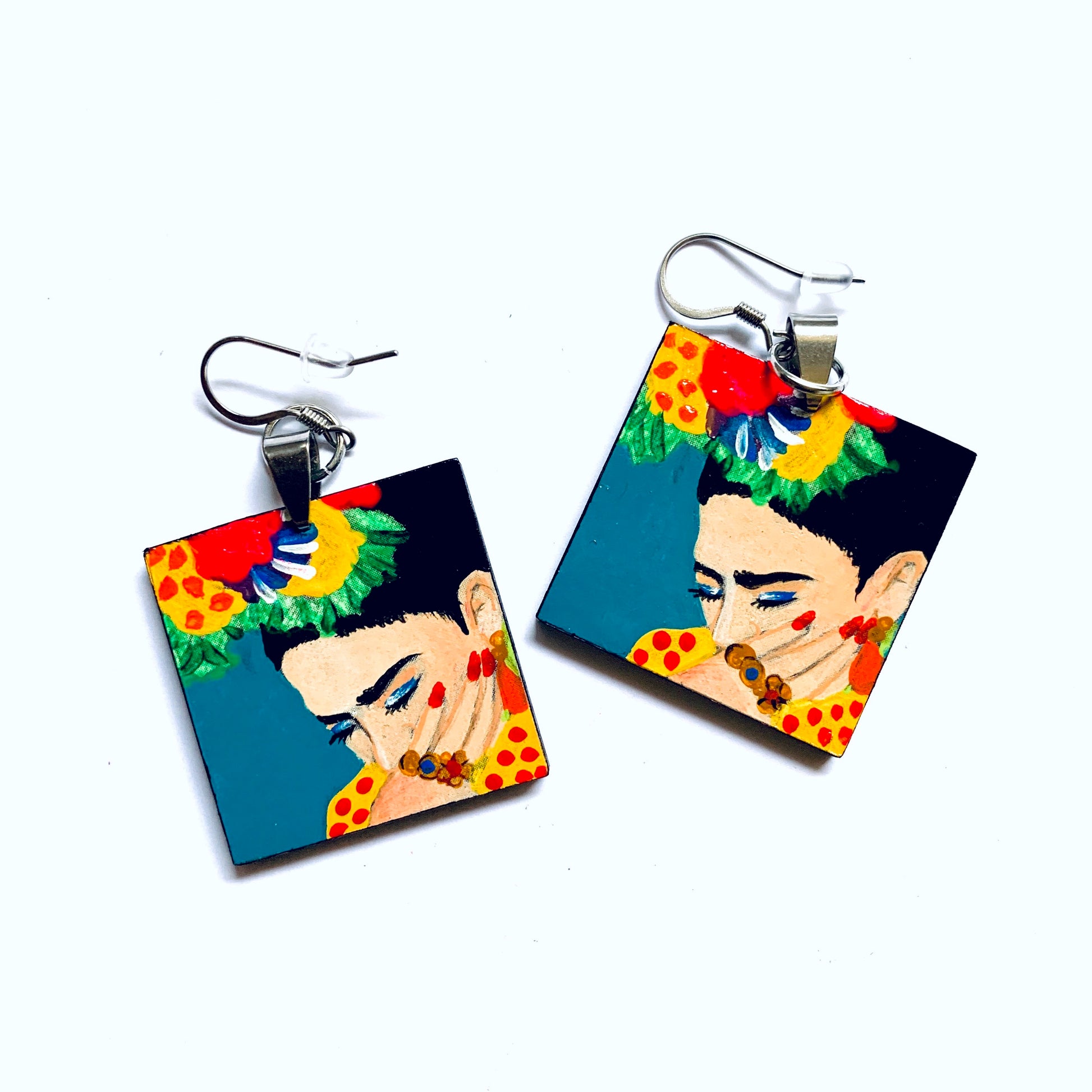 Frida Earrings: Hand Painted Frida Kahlo inspired drop and dangle wooden square earrings by Fridamaniacs for Fridalovers. Mexican jewelry Art to Wear. Women and Girls gift idea. Mexico Folk Art
