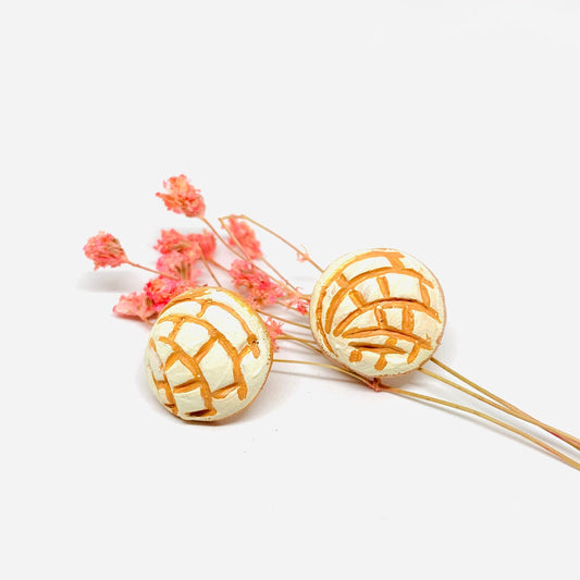 Vanilla Clay Concha Stud Earrings Mexican Food Jewelry Handcrafted HandPainted Mexico FolkArt Girl Birthday Gift Idea Conchitas Aretes Barro