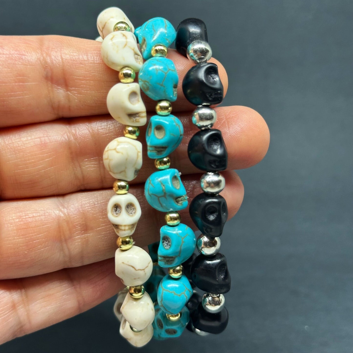 Stretch Turquoise Rustic Skull Beaded Bracelet Skulls Wristband Gold Metallic Tone Beads Unisex Day of the Dead and lloween Fashion Casual