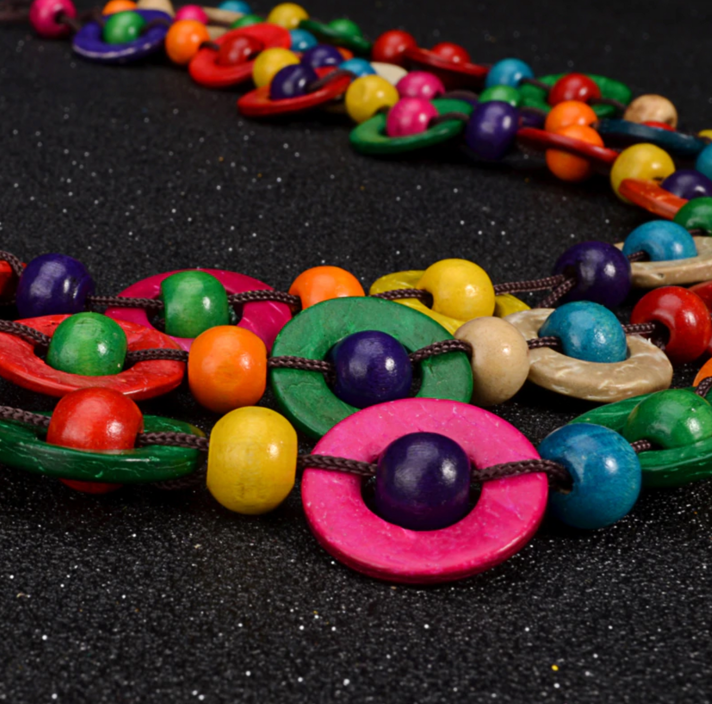 Colorful handmade wooden necklace inspired by Frida Kahlo and Mexican jewelry for Fridamaniacs and Fridalovers. Handmade. Girls and women birthday gift idea